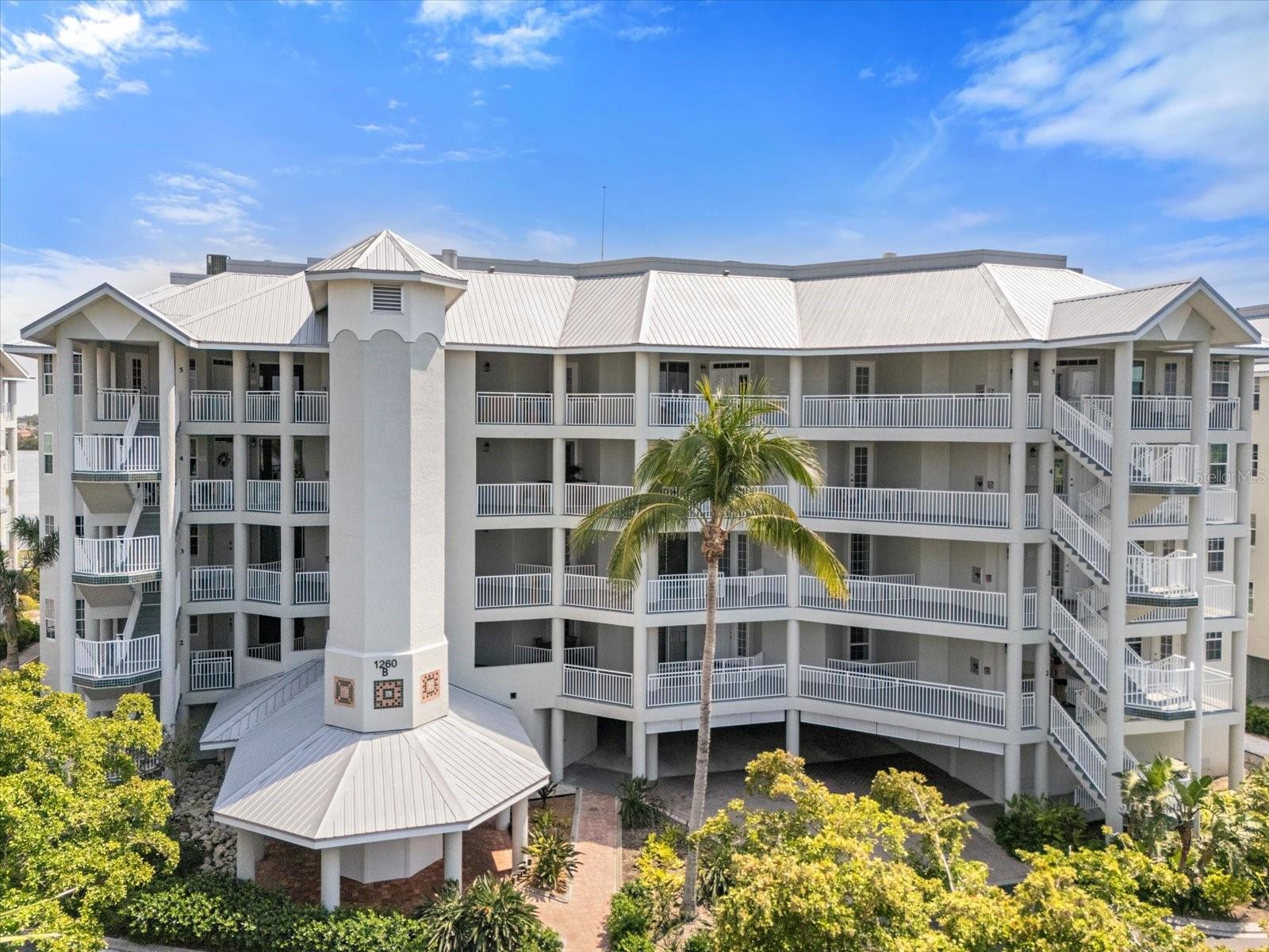 1260 Dolphin Bay Way, Sarasota, FL 34242