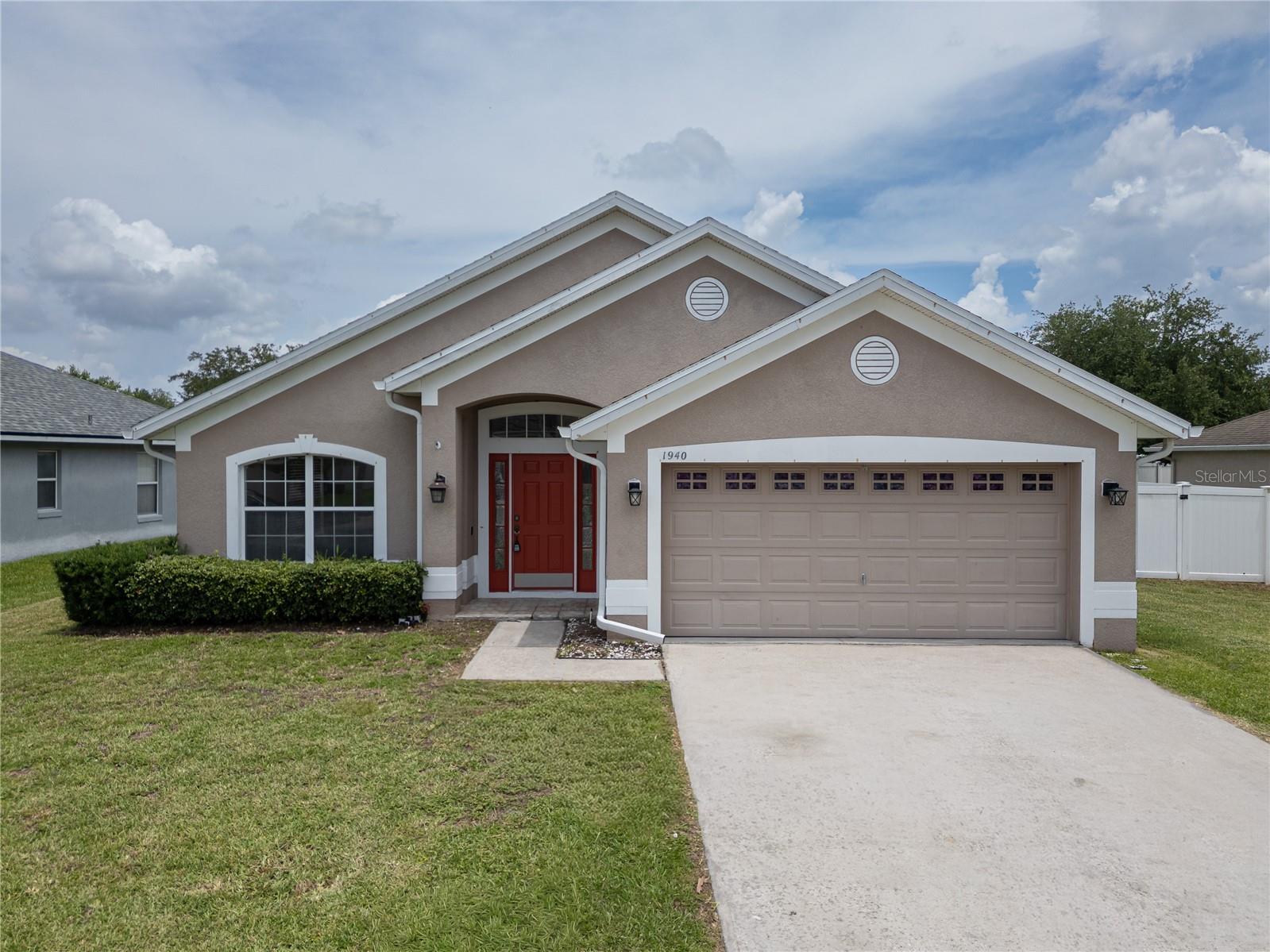 1940 Fawn Meadow Cir, Saint Cloud, FL 34772 photo