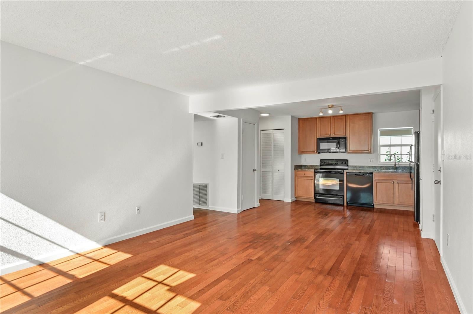 317 E Amelia St #7, Orlando, FL 32801 photo