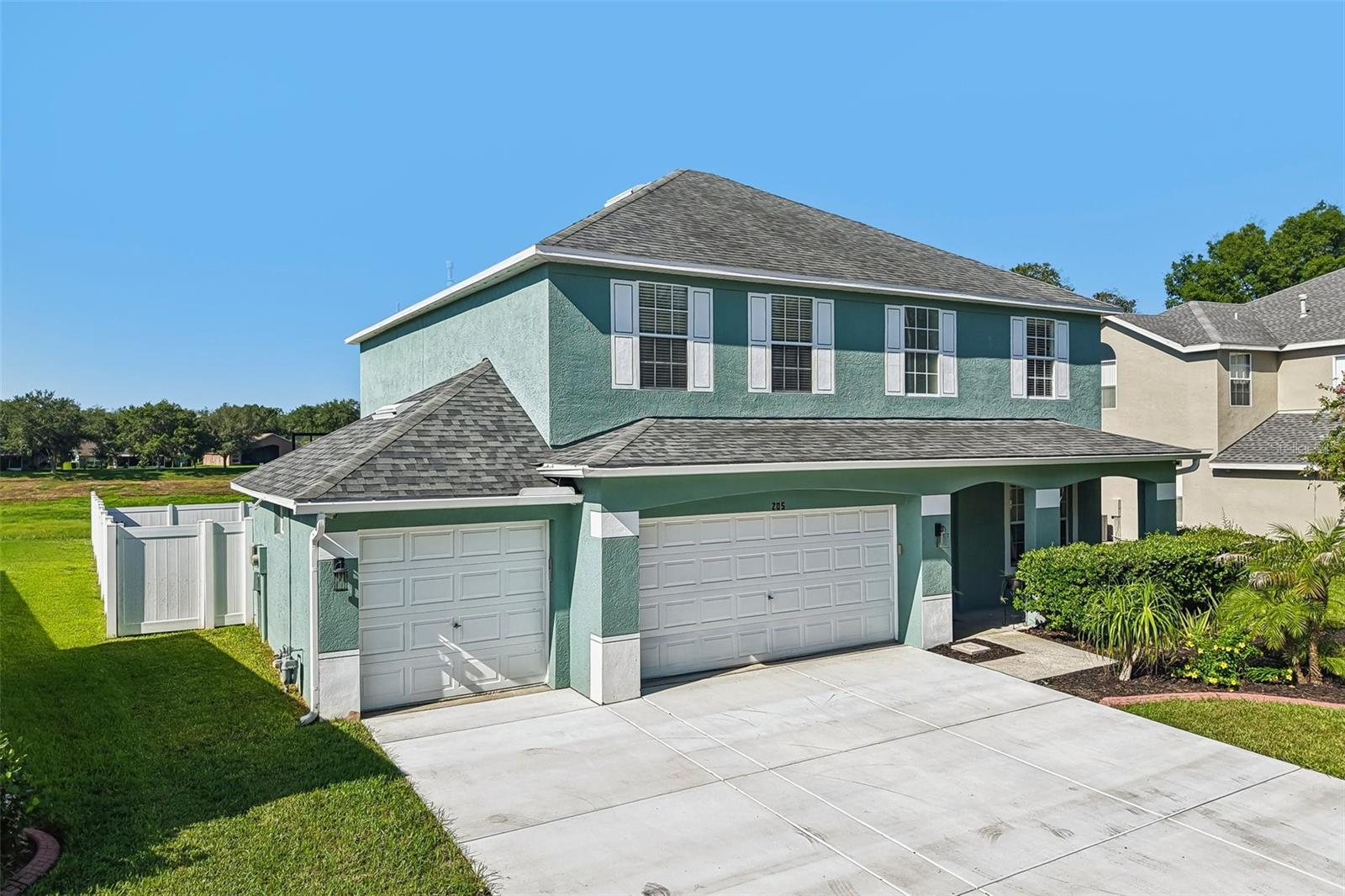 205 Rosana Dr, Brandon, FL 33511