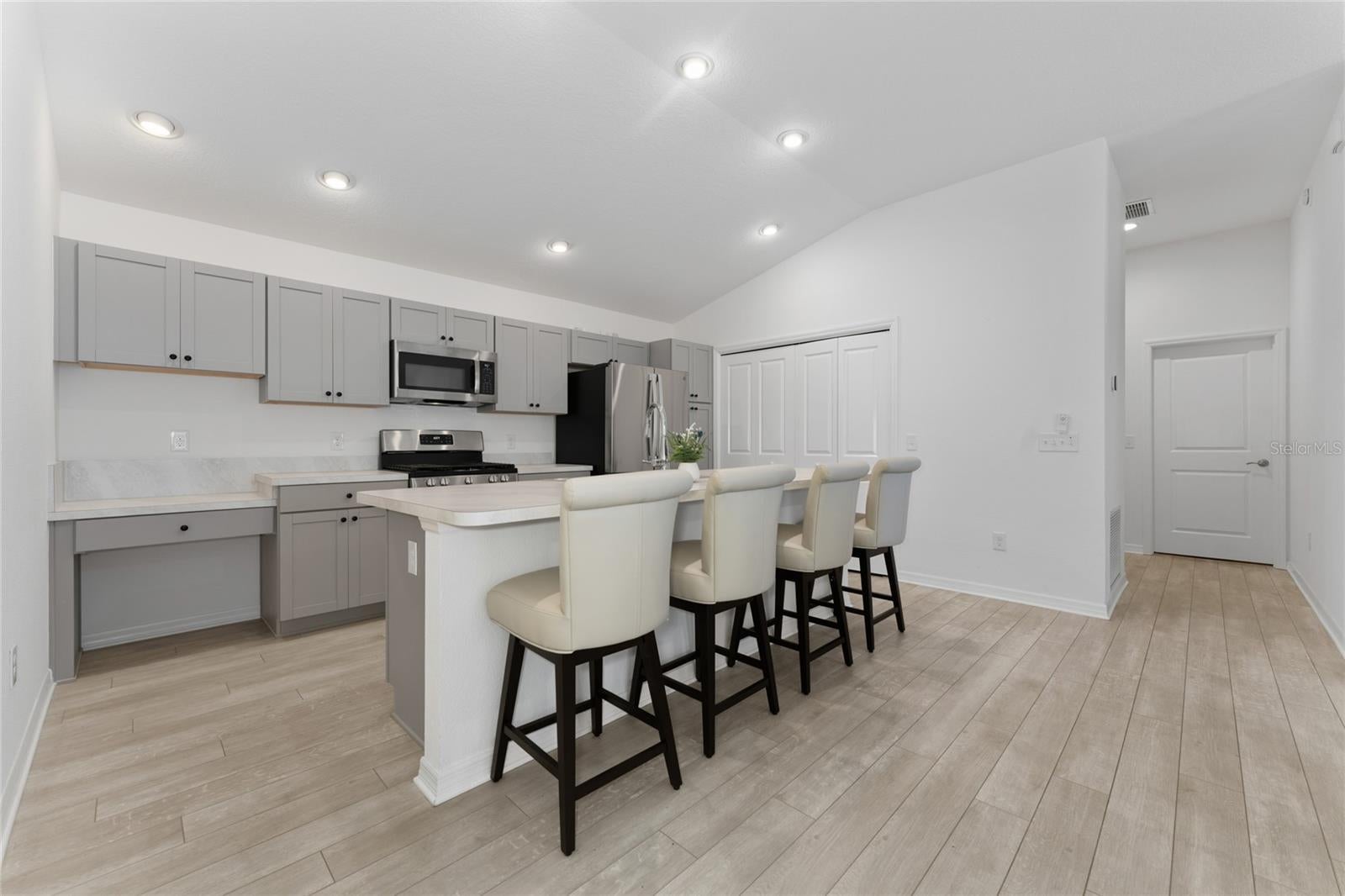 7634 Cheryl Ct, The Villages, FL 34762 photo