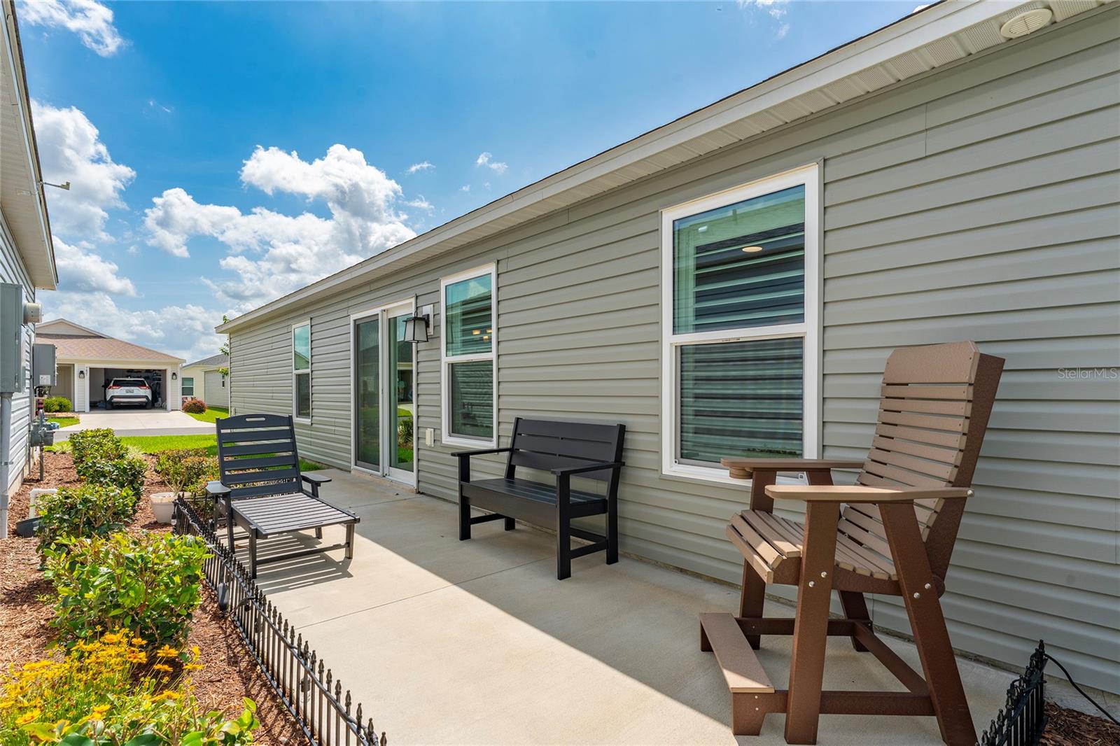 7634 Cheryl Ct, The Villages, FL 34762 photo