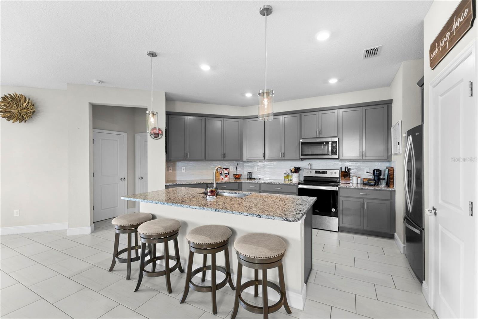 7434 35 Ln, Sarasota, FL 34243 photo
