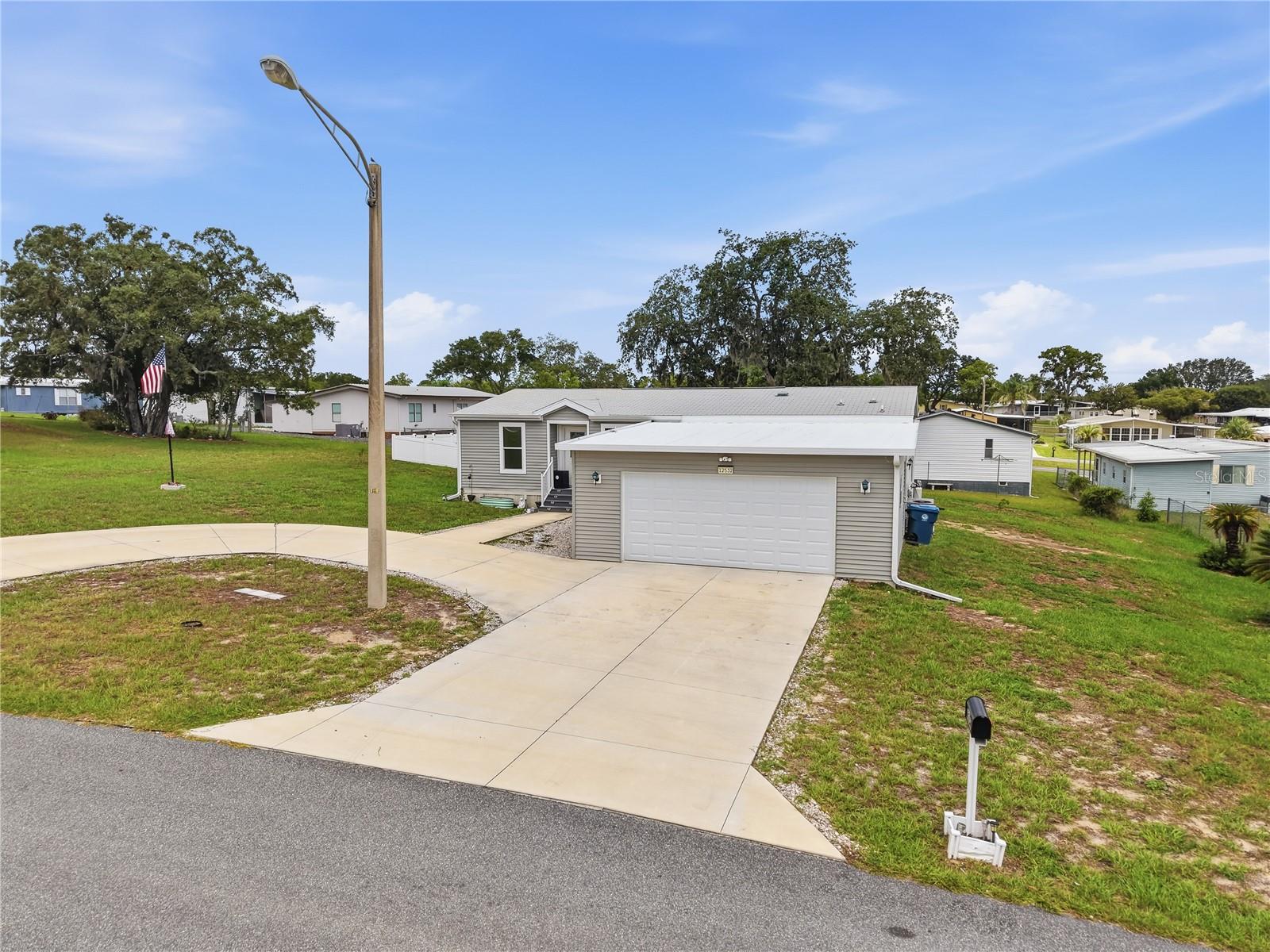 12532 Fairway Ave, Brooksville, FL 34613 photo