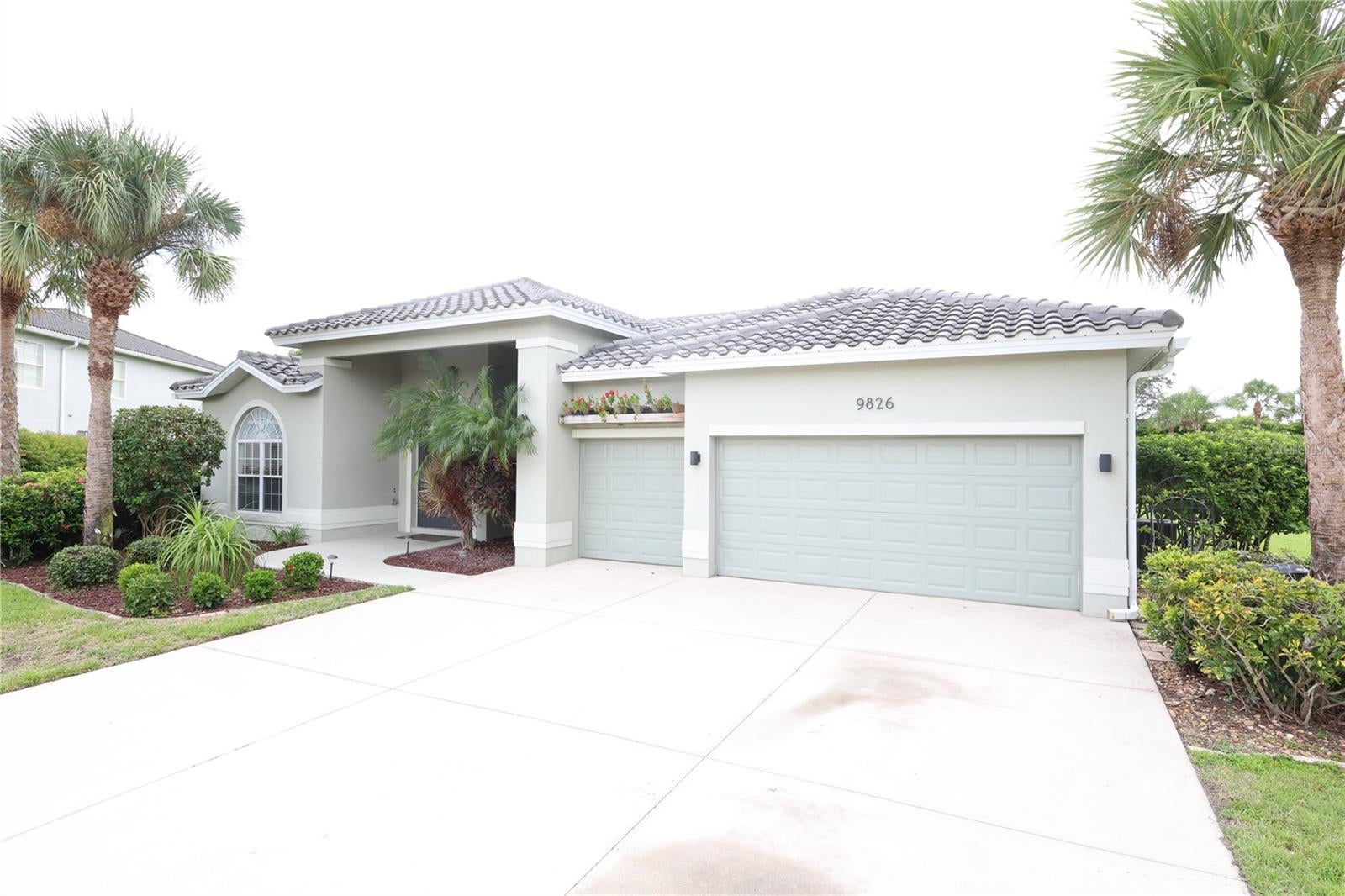 9826 Weather Stone Pl, Fort Myers, FL 33913 photo