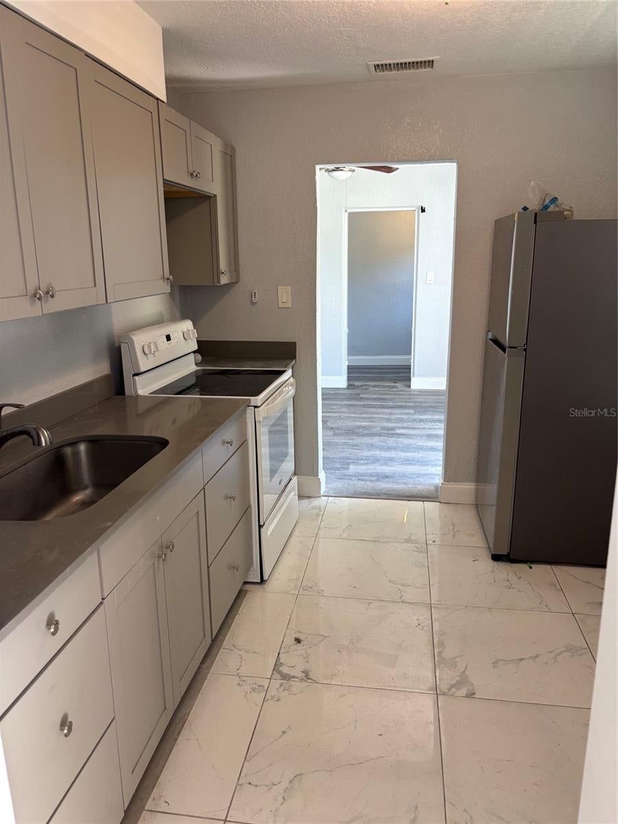 4321 Lake Lawne Ave, Orlando, FL 32808 photo