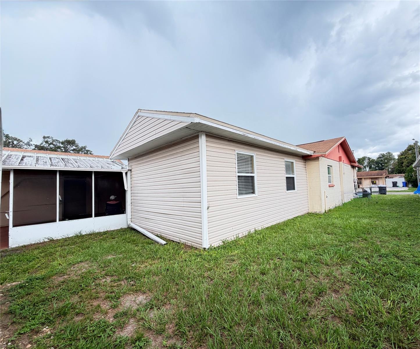 3306 W Burke St, Tampa, FL 33614 photo