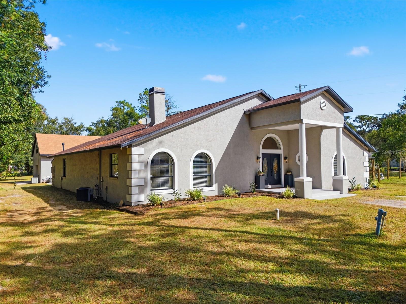 28809 Bennington Dr, Wesley Chapel, FL 33544 photo