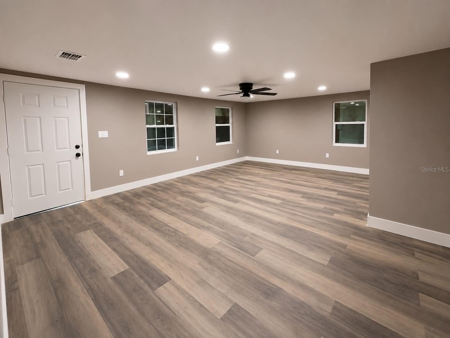 2509 Dixie Ave, Sarasota, FL 34234 photo