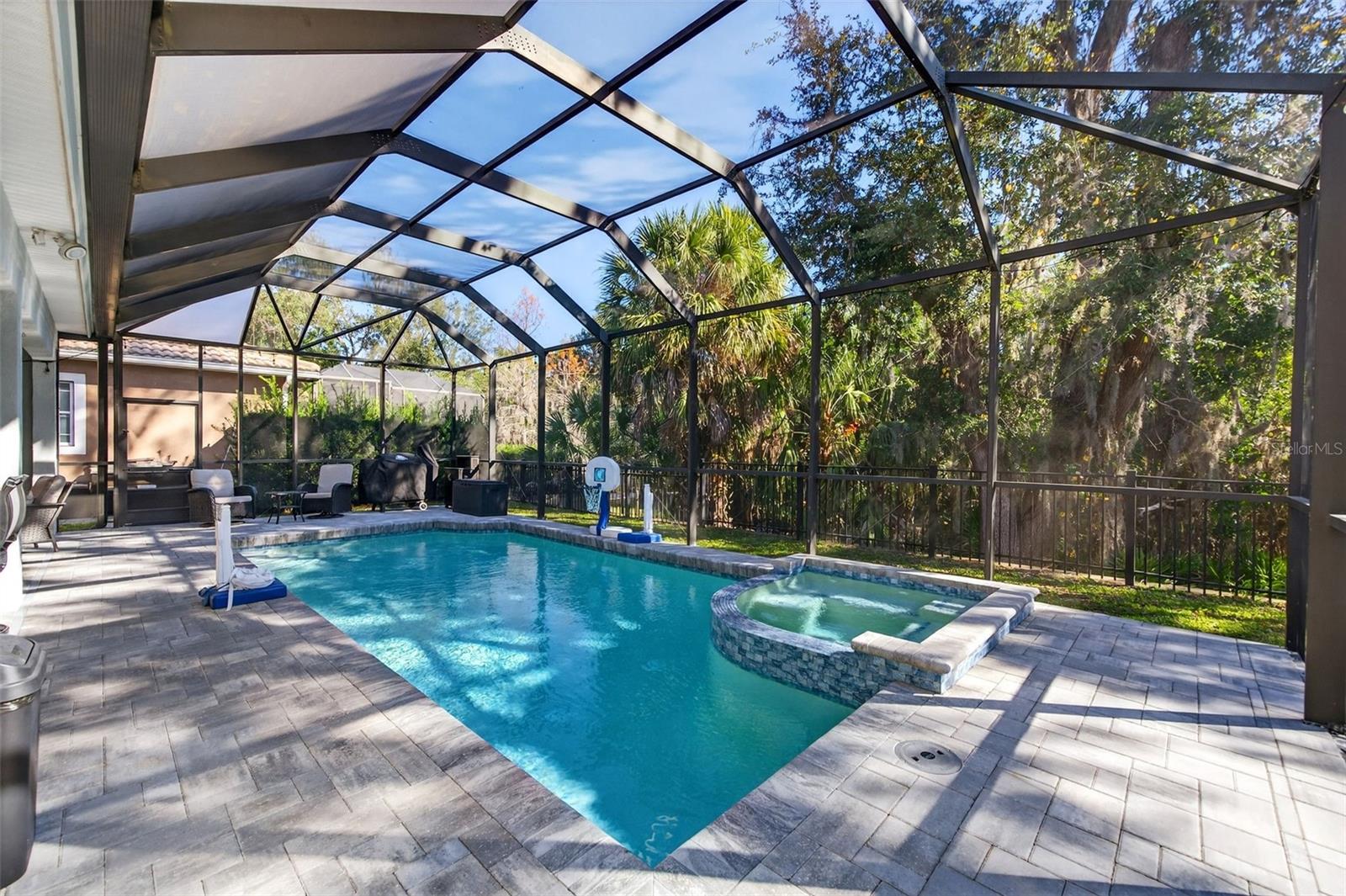 8111 Santa Rosa Ct, Sarasota, FL 34243 photo