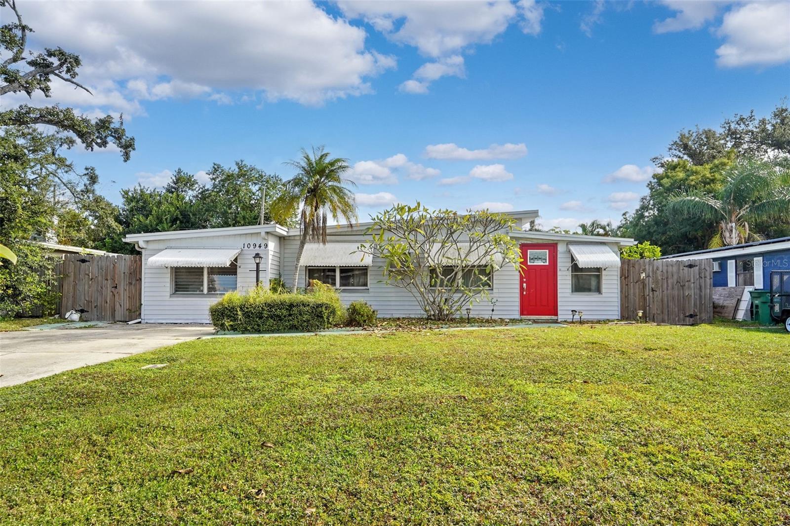 10949 105 St, Largo, FL 33773 photo