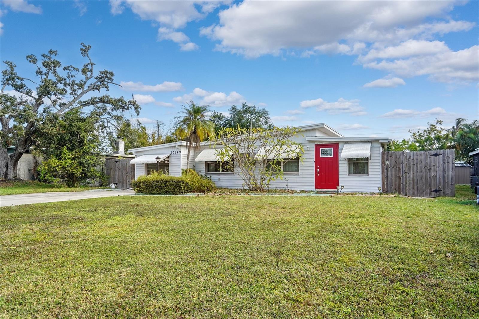 10949 105 St, Largo, FL 33773 photo