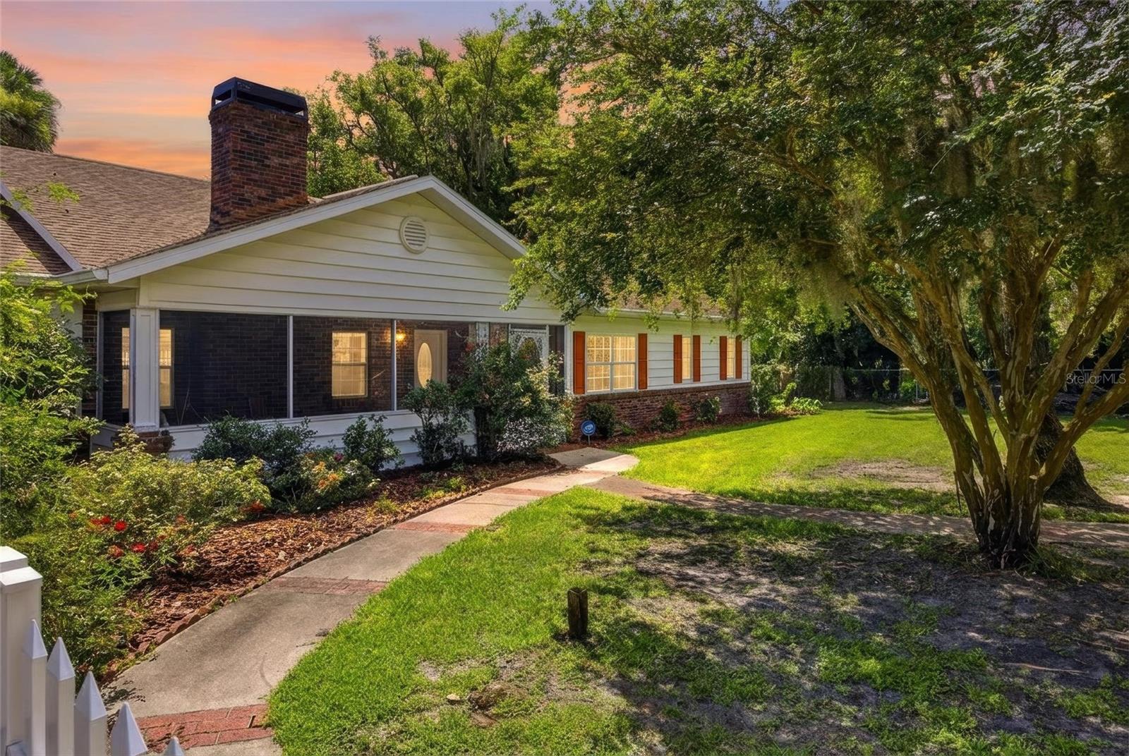 1100 N Palmetto St, Leesburg, FL 34748 photo