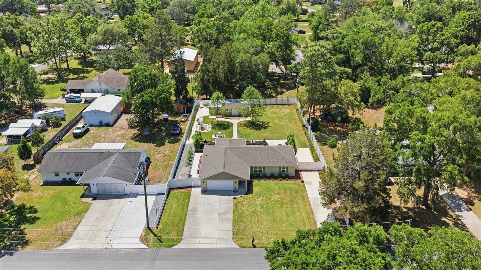 20430 SW 80 Place Rd, Dunnellon, FL 34431 photo