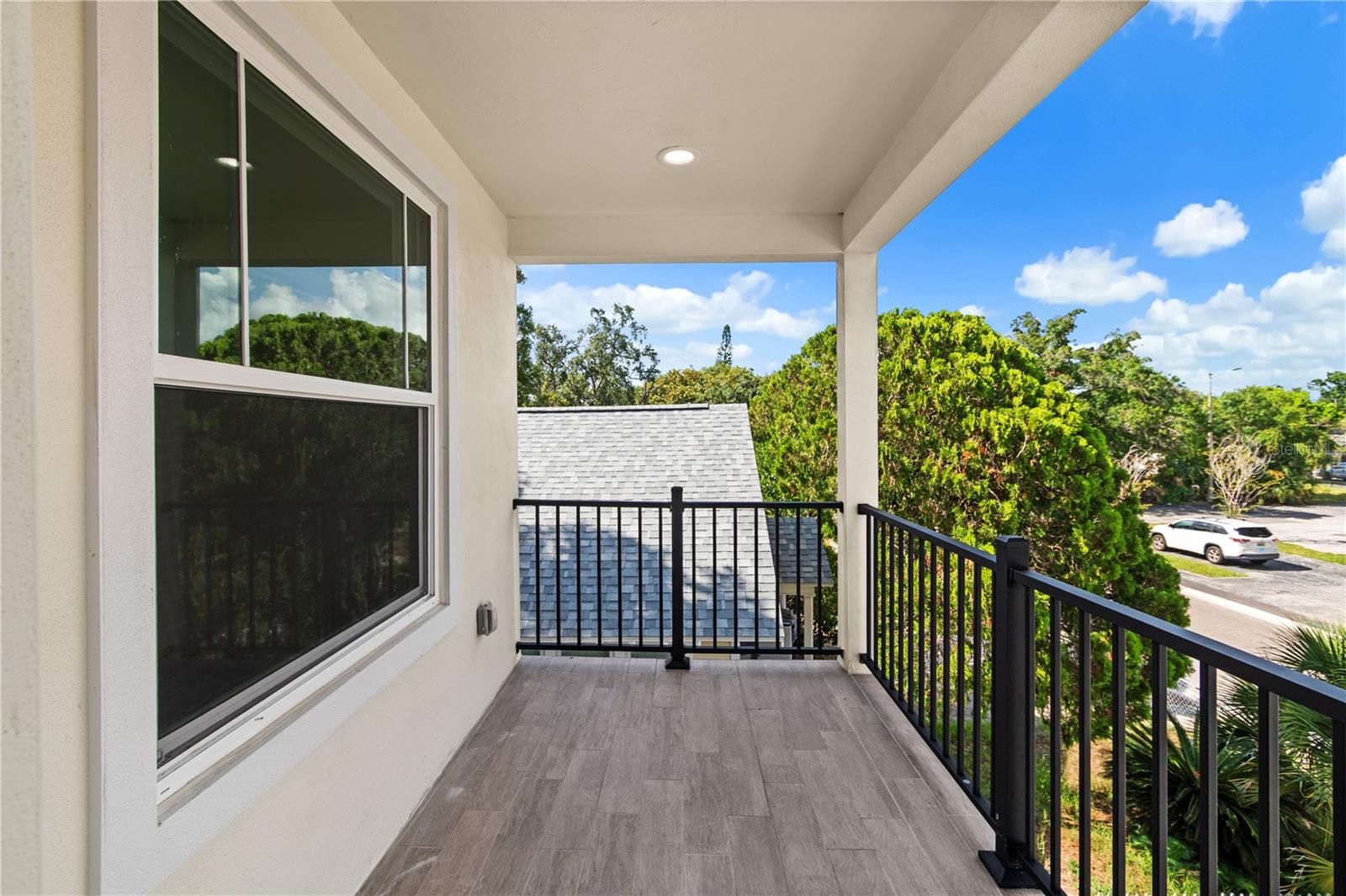 2141 Upton Ct, Saint Petersburg, FL 33712 photo