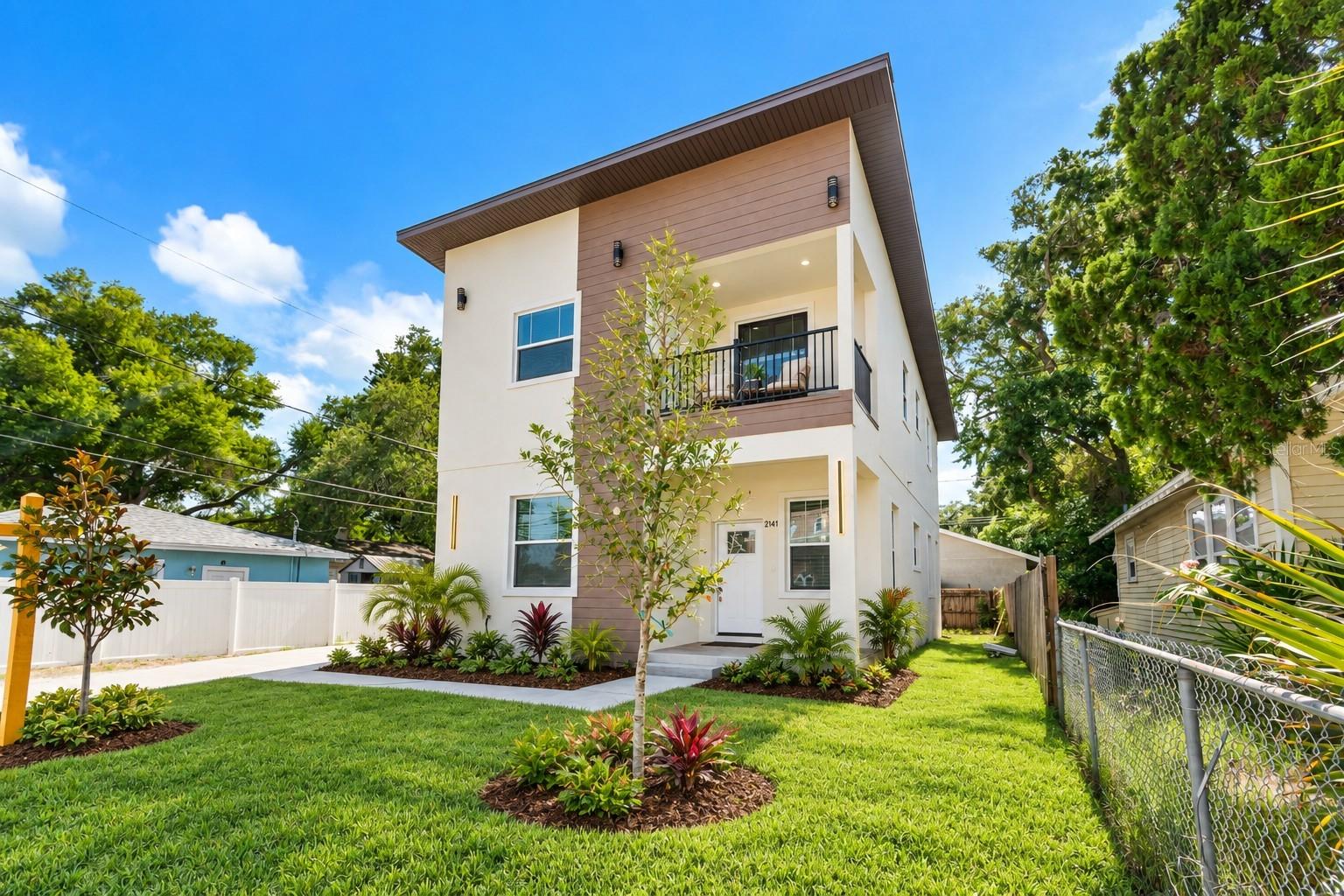 2141 Upton Ct, Saint Petersburg, FL 33712