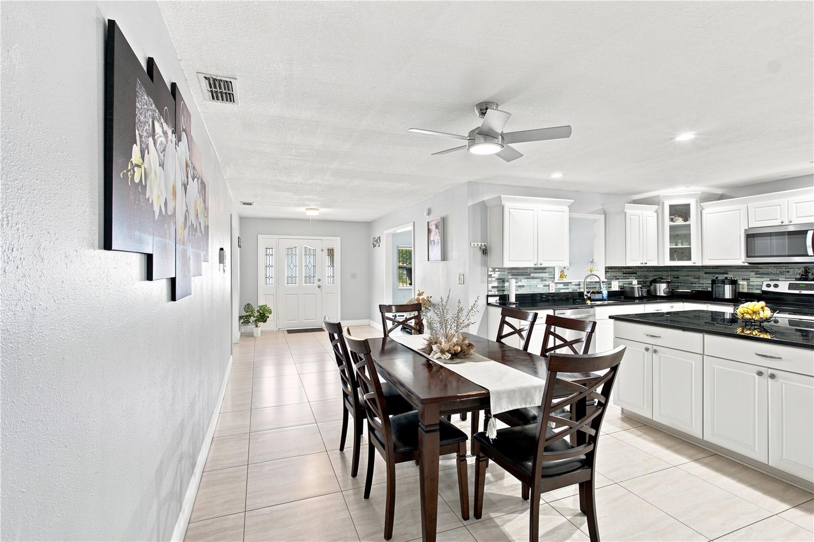 6513 N Manhattan Ave, Tampa, FL 33614 photo