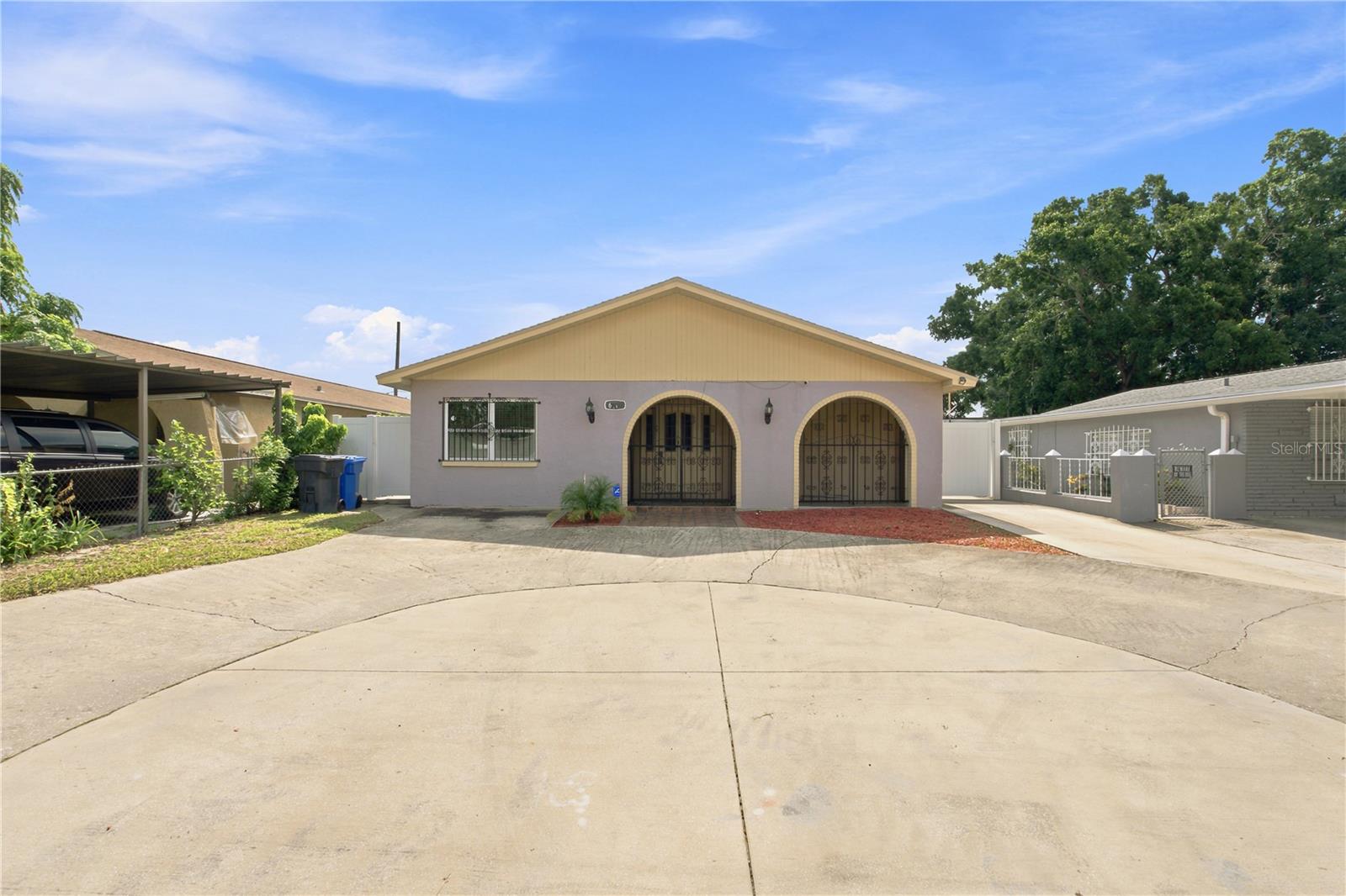 6513 Manhattan Ave, Tampa, FL 33614
