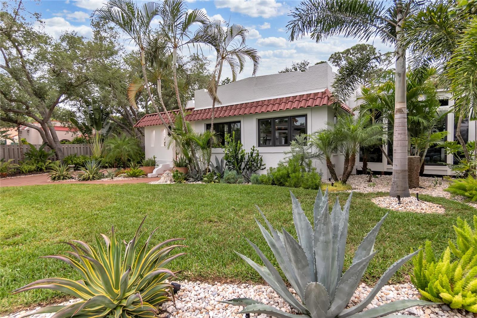 1864 Clematis Street St, Sarasota, FL 34239 photo