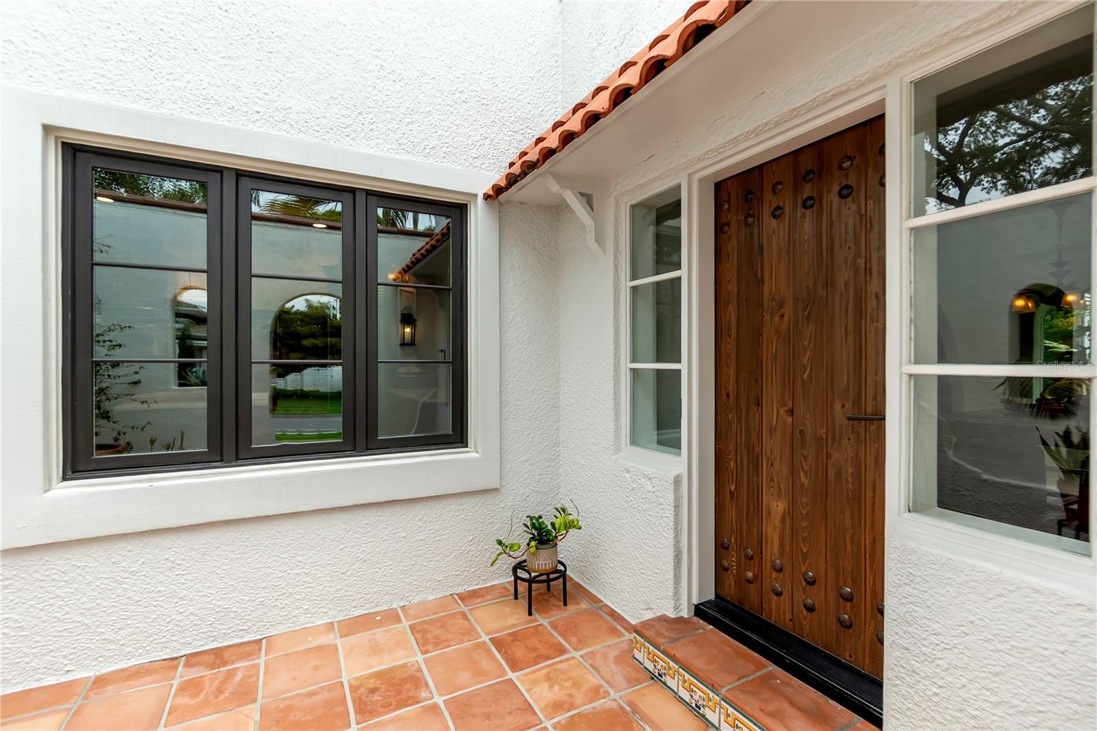 1864 Clematis Street St, Sarasota, FL 34239 photo