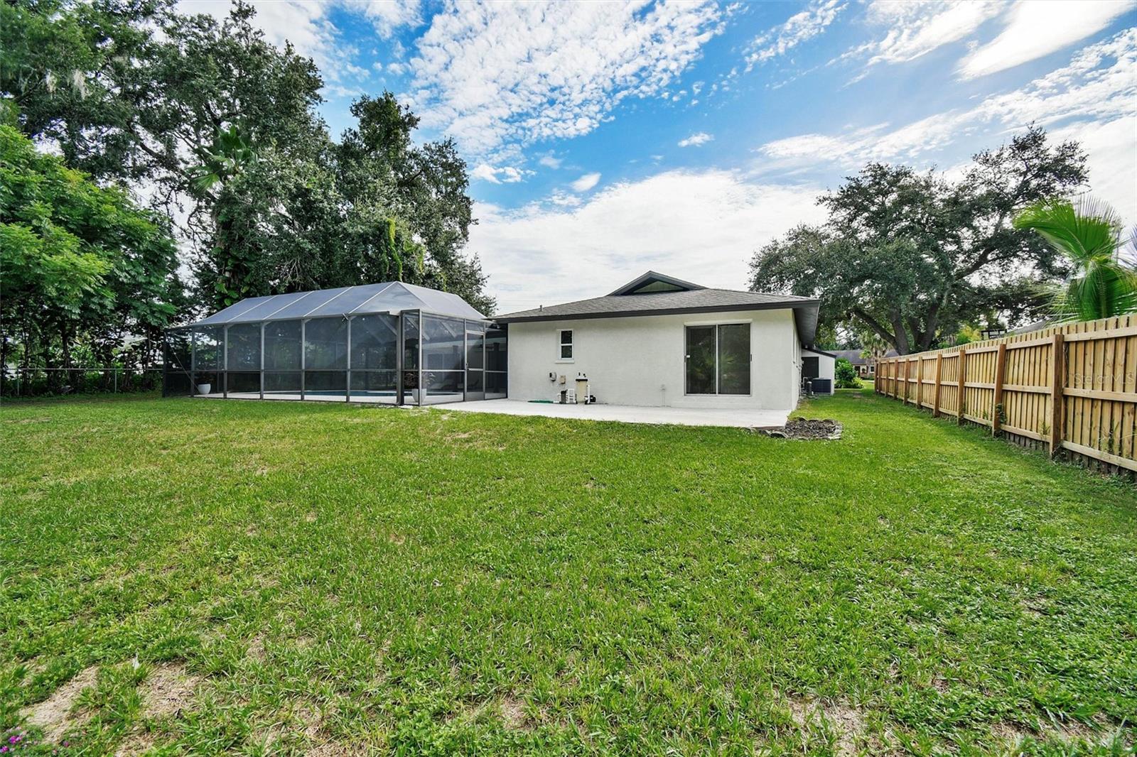 207 Dunbridge Dr, Palm Harbor, FL 34684 photo