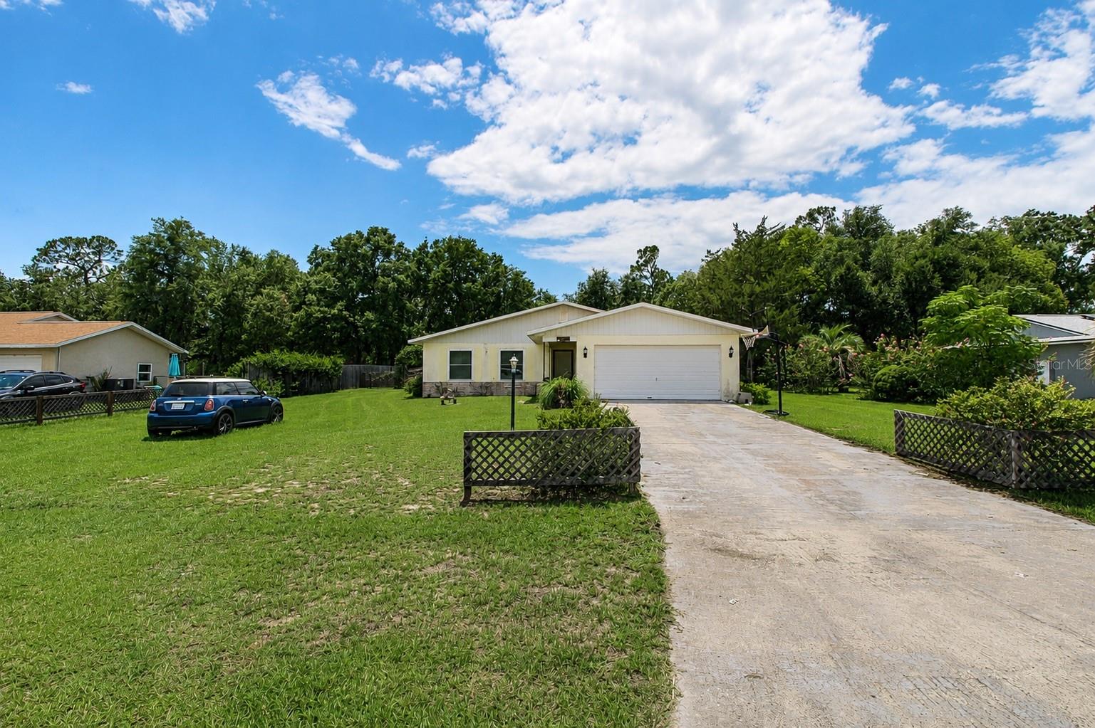 742 Bahia Cir, Ocala, FL 34472 photo