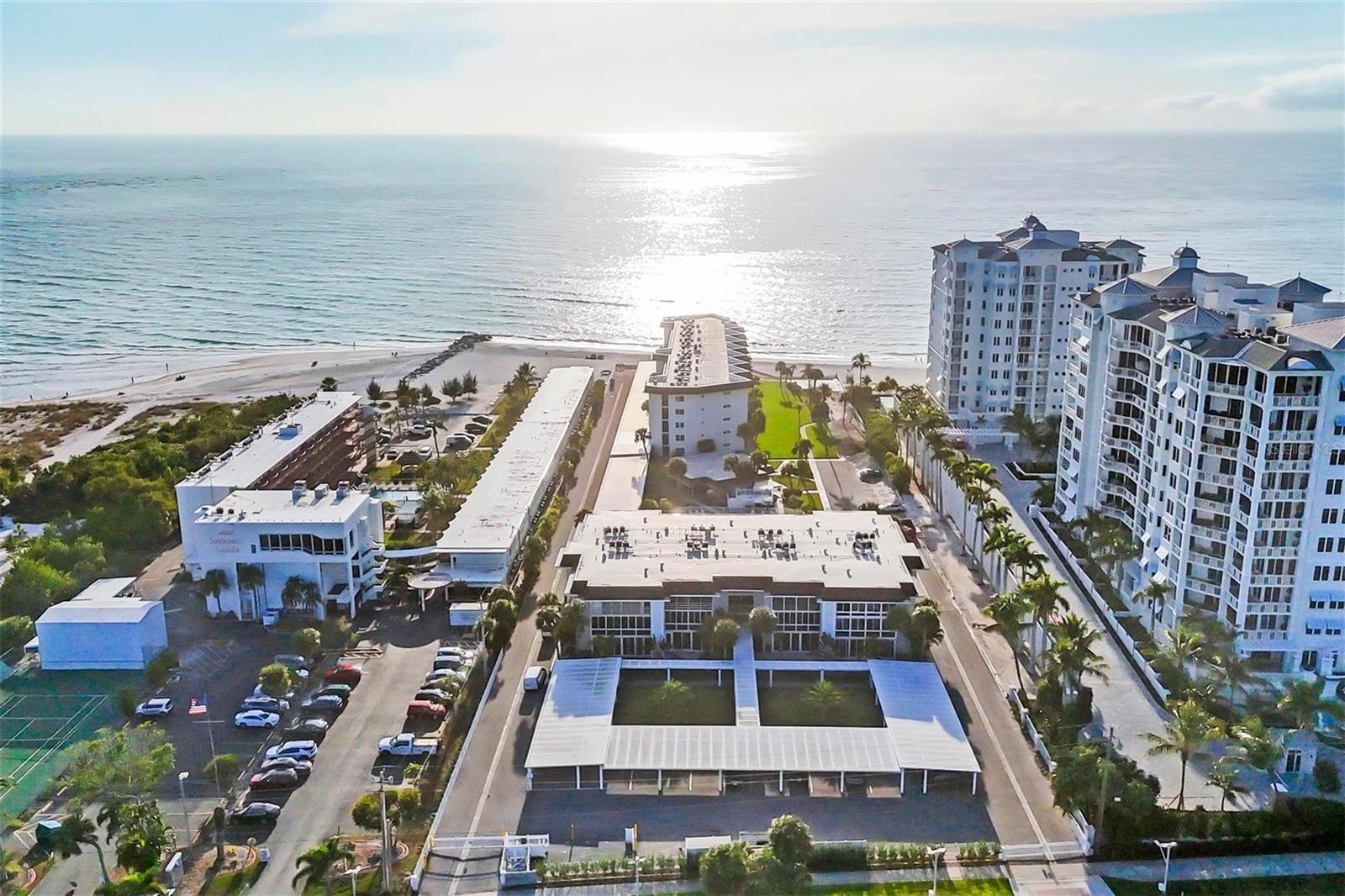 2100 Benjamin Franklin Dr, Sarasota, FL 34236