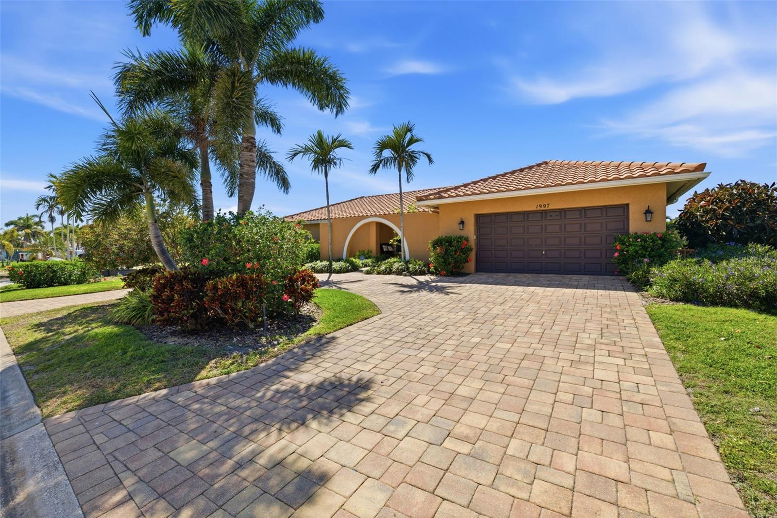 1997 Hawaii Ave, Saint Petersburg, FL 33703