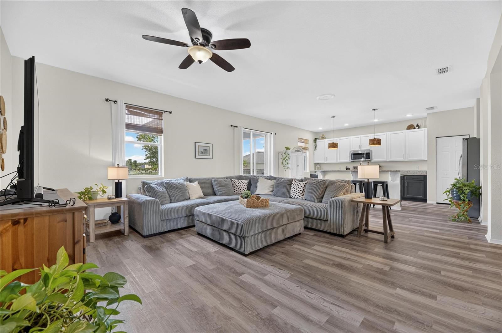 203 Star Shell Dr, Apollo Beach, FL 33572 photo