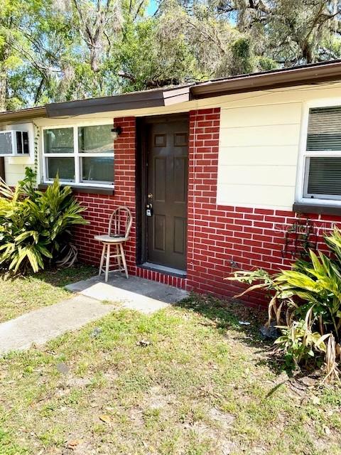 9418 Greystone Rd, Thonotosassa, FL 33592 photo