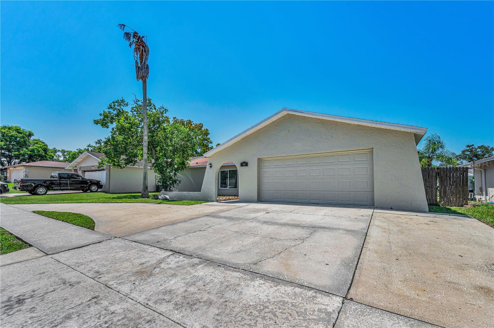 11121 Peppertree Ln, Port Richey, FL 34668 photo