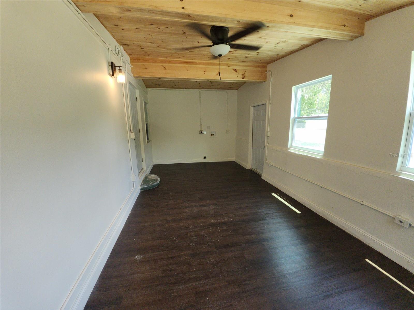 8569 W Admiral Byrd Ln, Crystal River, FL 34429 photo