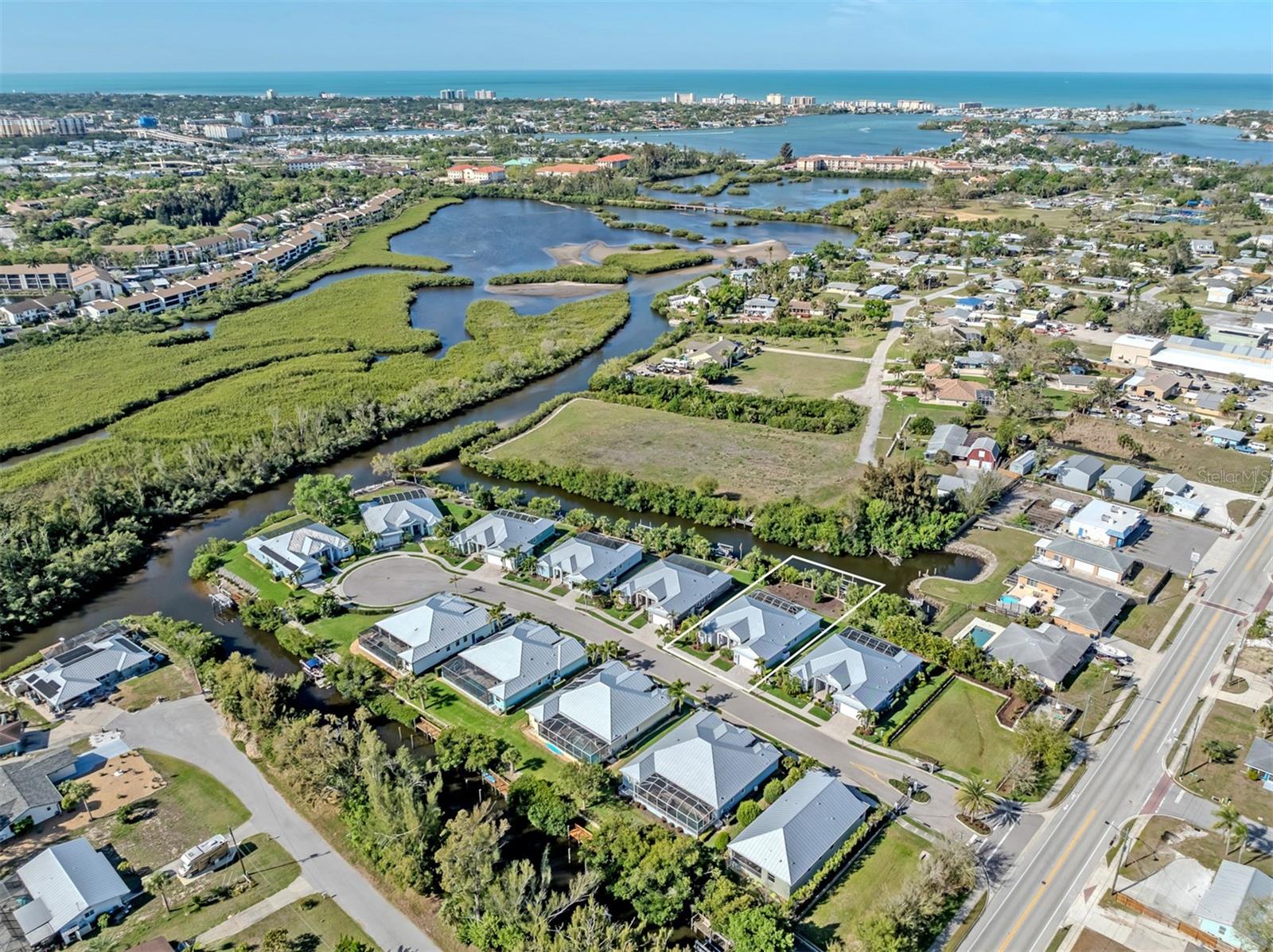 18061 Wooden Skiff Ct, Nokomis, FL 34275 photo