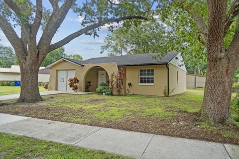 Single Family Residence in LAKELAND FL 2261 CRYSTAL GROVE LANE.jpg