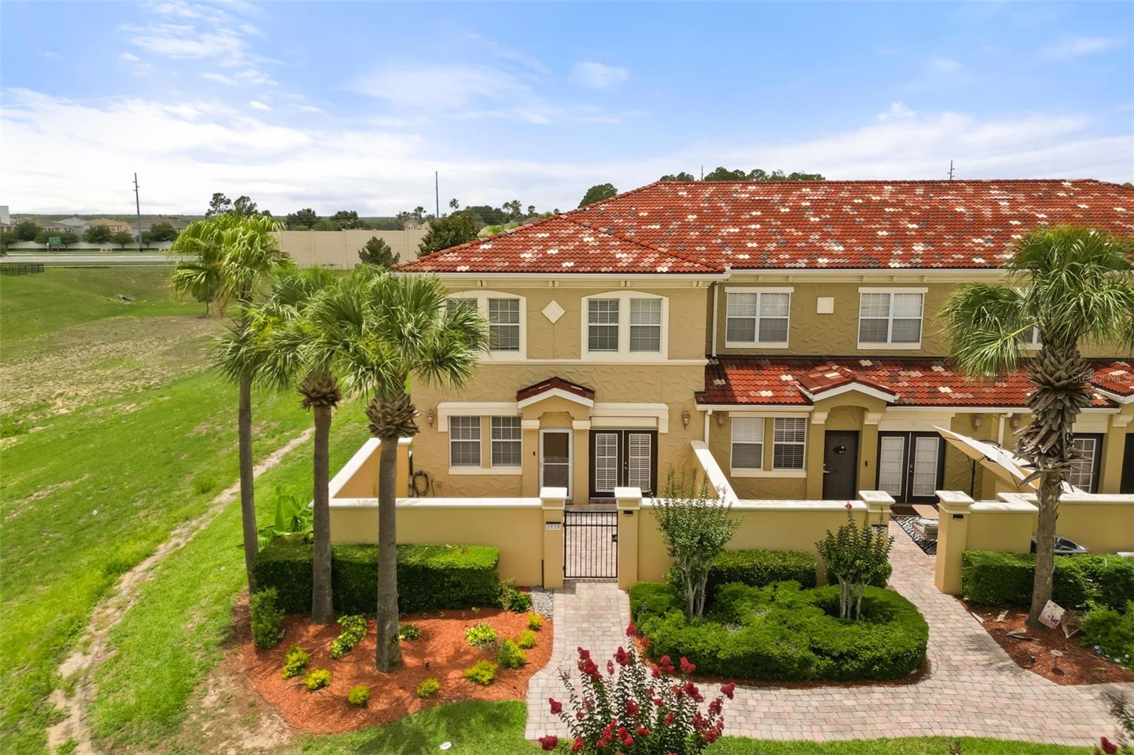 2828 Bella Vista Dr, Davenport, FL 33897