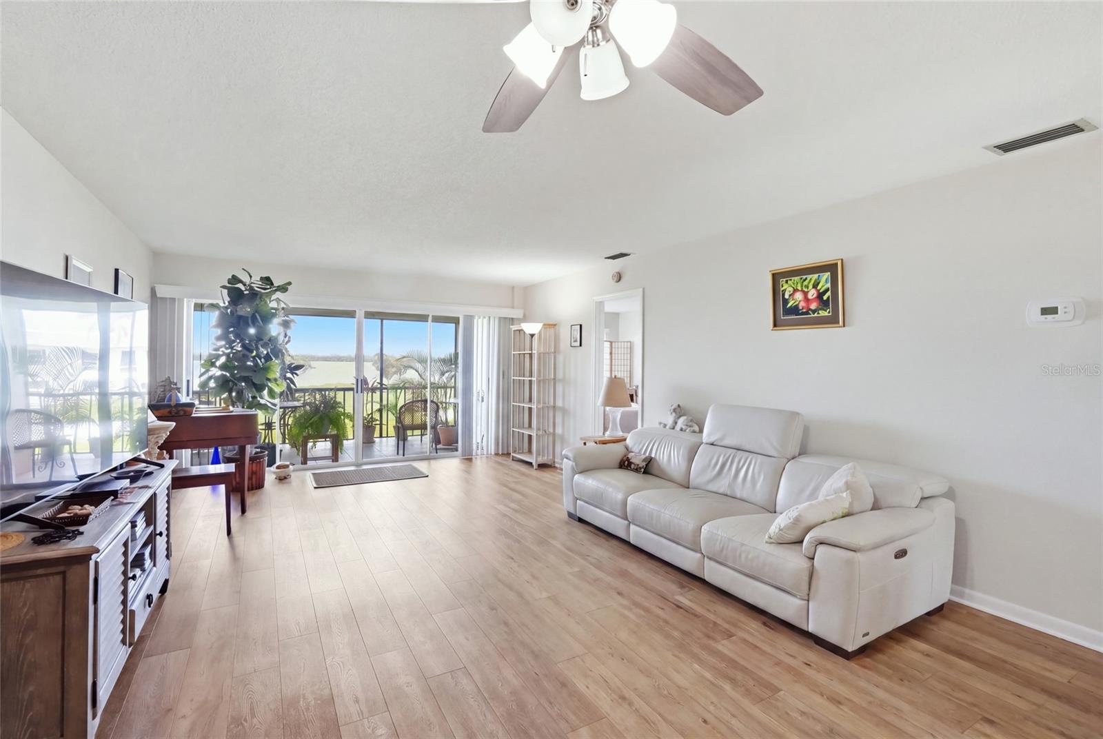 4835 Independence Dr, Bradenton, FL 34210 photo