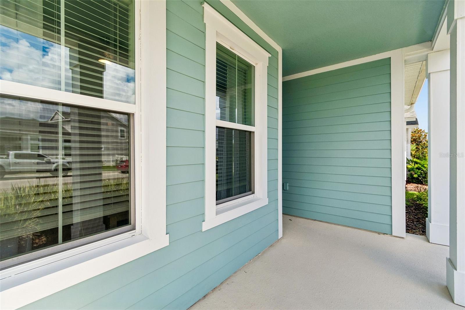 28692 Cozy Creek Dr, Wesley Chapel, FL 33543 photo