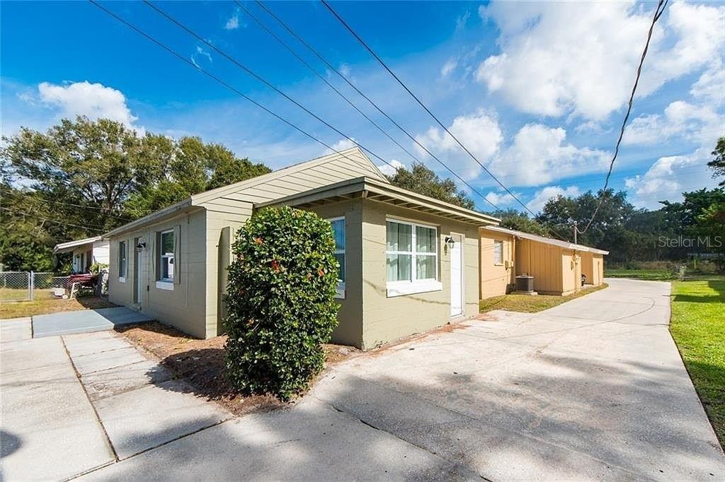 15501 61 St, Clearwater, FL 33760
