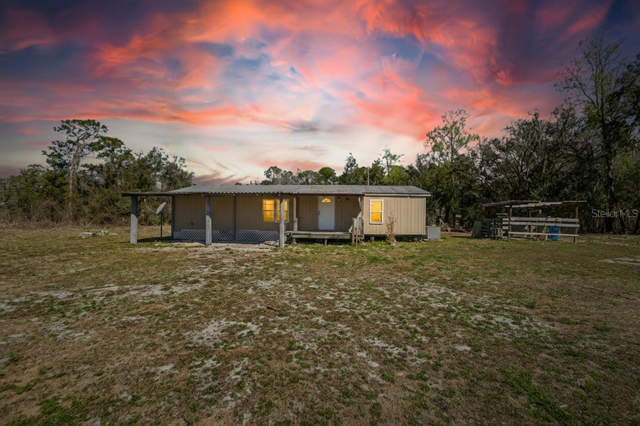 35238 Manuel St, Webster, FL 33597 photo