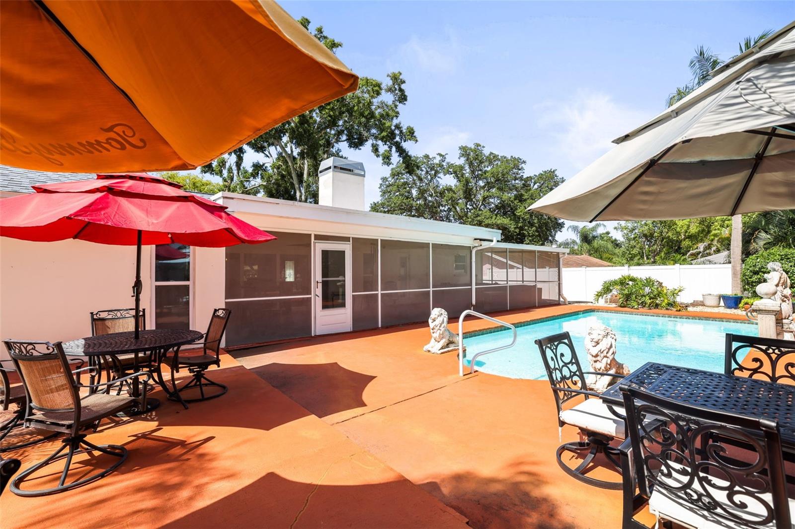 1981 Castille Dr, Dunedin, FL 34698 photo