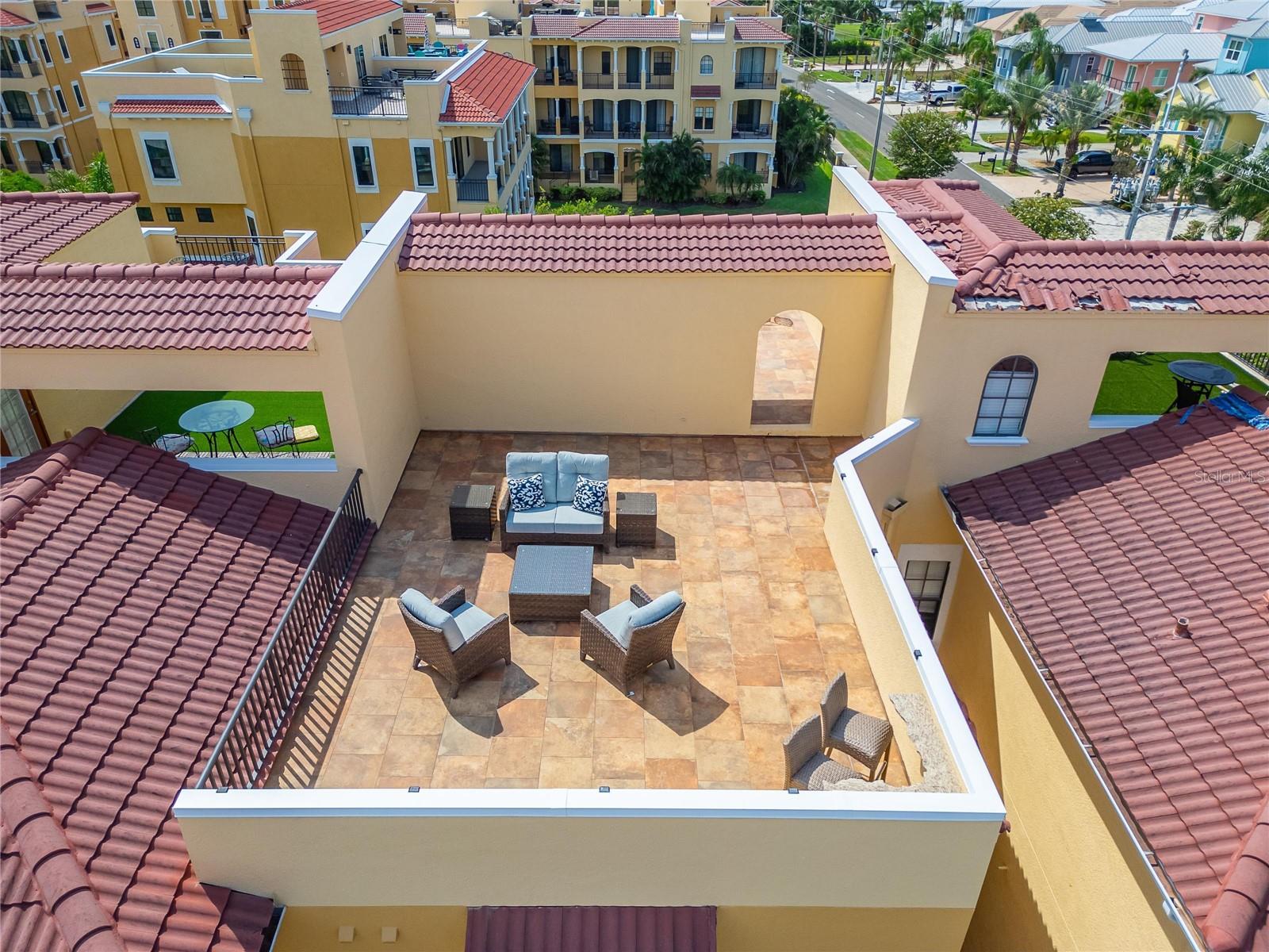 6407 Mayra Shores Ln, Apollo Beach, FL 33572 photo
