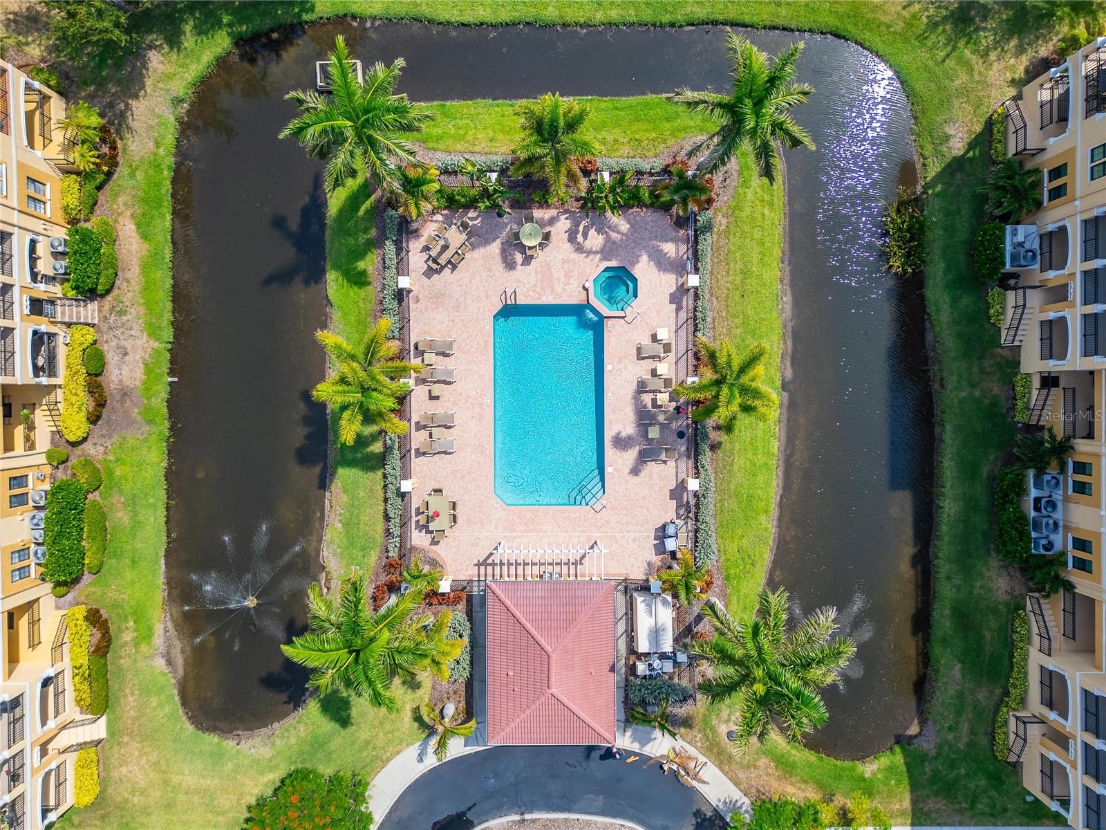 6407 Mayra Shores Ln, Apollo Beach, FL 33572 photo