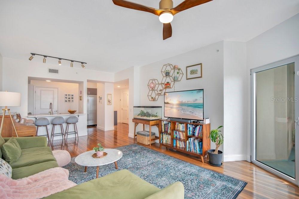 322 E Central Blvd #1005, Orlando, FL 32801 photo
