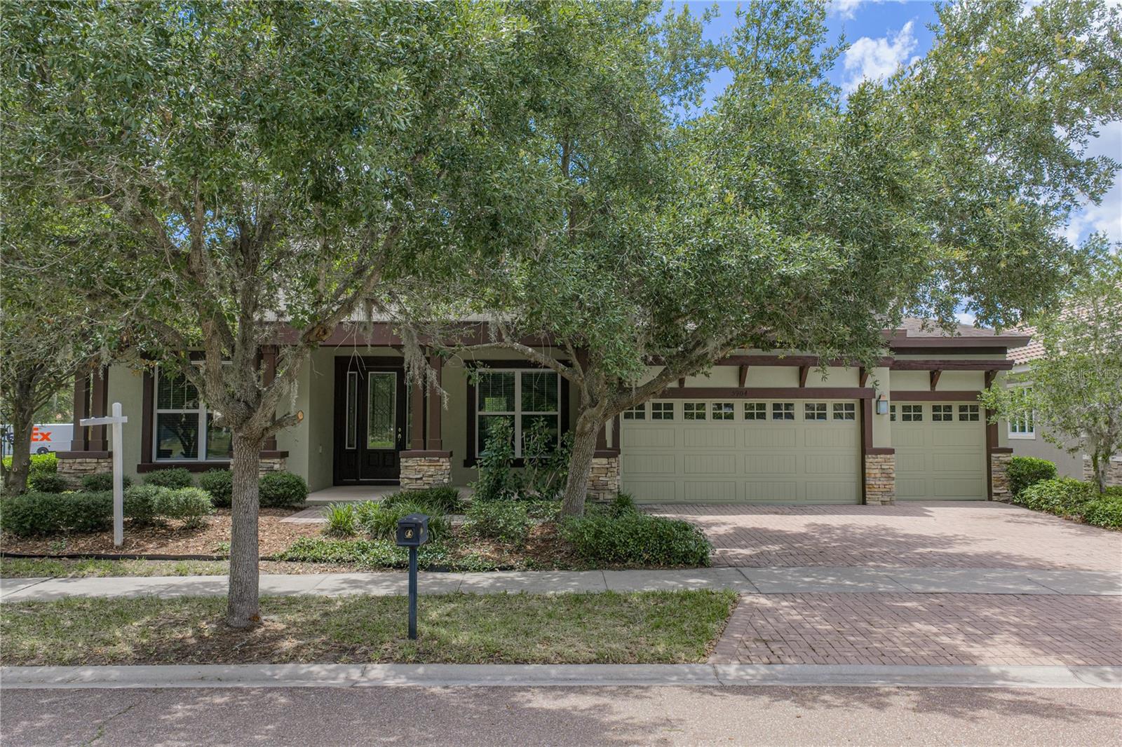 5904 Shell Ridge Dr, Lithia, FL 33547 photo