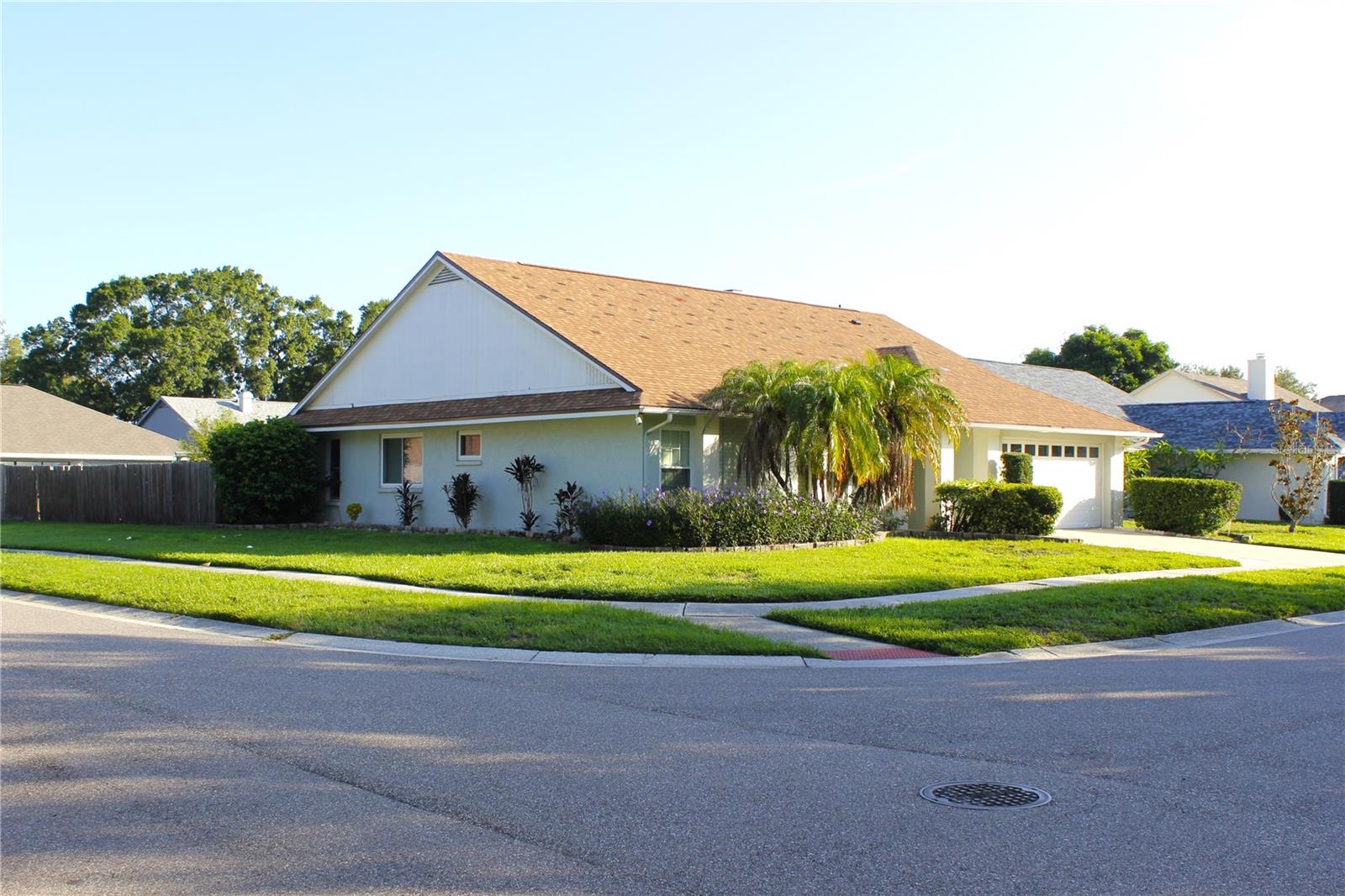 1913 Firethorn Ct, Brandon, FL 33511 photo
