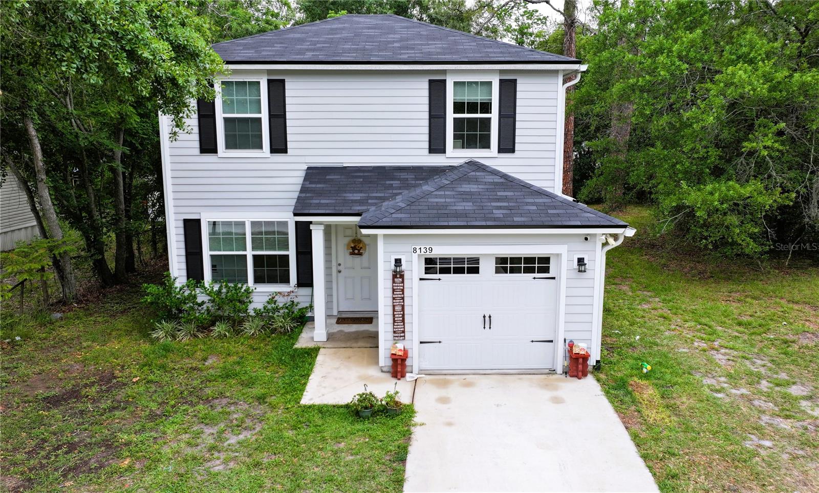 8139 Vining St, Jacksonville, FL 32210
