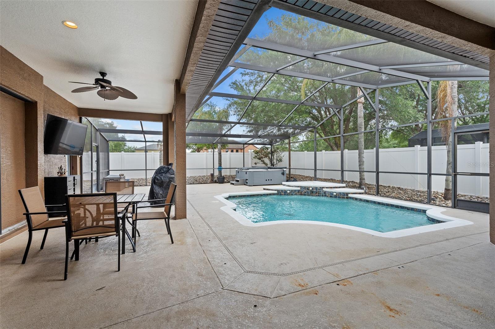 1059 Natural Oaks Dr, Orange City, FL 32763 photo