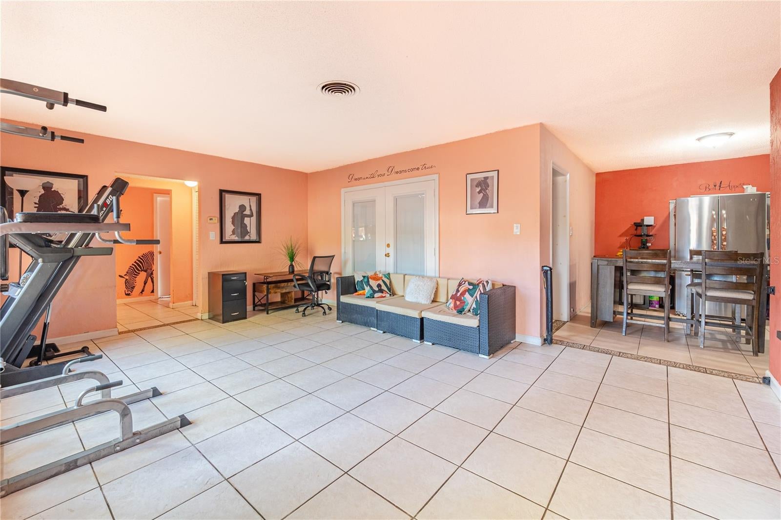 7410 5 Ave, Saint Petersburg, FL 33710 photo