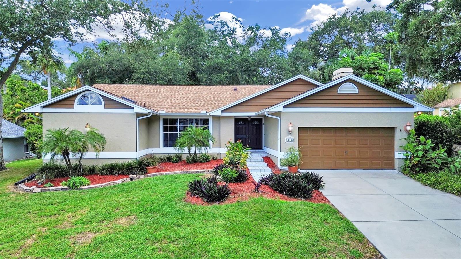 611 Tomoka Dr, Palm Harbor, FL 34683 photo