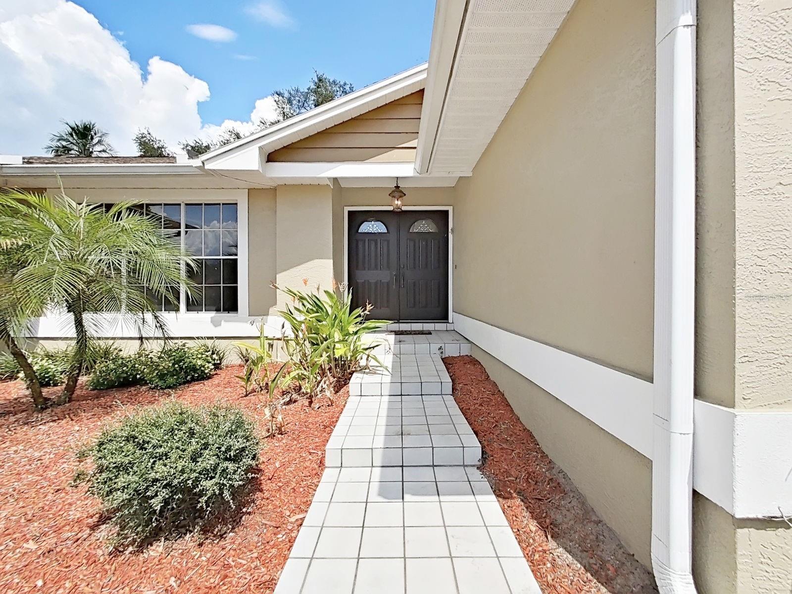 611 Tomoka Dr, Palm Harbor, FL 34683 photo